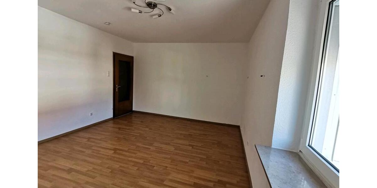 Etagenwohnung Wermelskirchen - 3 Zimmer, 80 m&sup2;, 1.070&euro; | Angebot:26381653