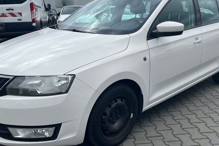 Skoda Rapid 114.000 km 5.950 &euro; Essen 45356
