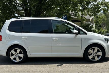 VW Touran 205.000 km 9.600 &euro; Wuppertal 42107