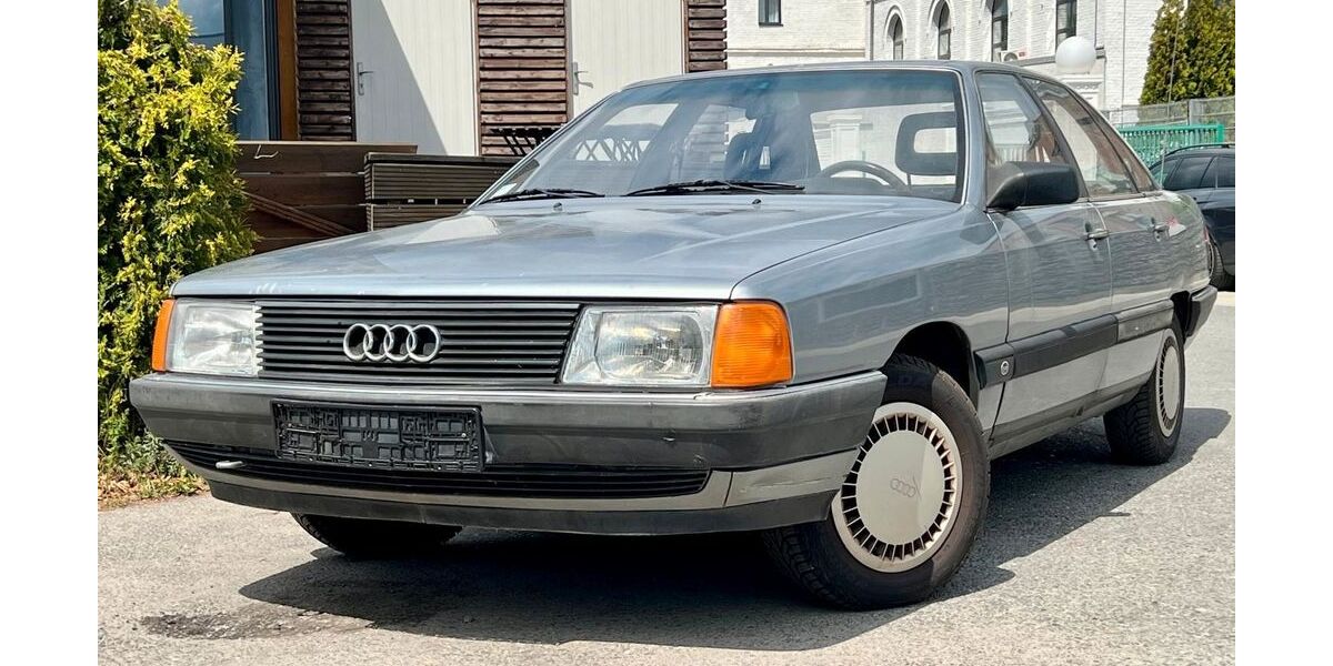 Audi 100 267.897 km 888 &euro; Gelsenkirchen 45884