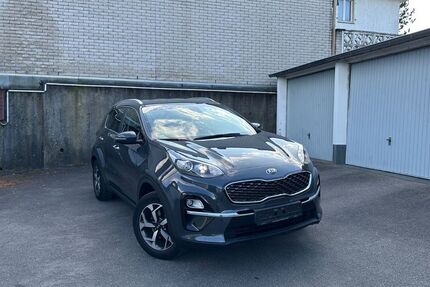 Kia Sportage 56.000 km 15.800 &euro; Remscheid 42897
