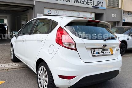 Ford Fiesta 87.200 km 4.490 &euro; Essen 45139