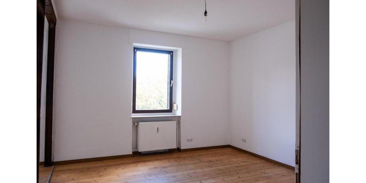 Etagenwohnung Bochum Bochum-Südwest - 4 Zimmer, 110 m&sup2;, 900&euro; | Angebot:26135859