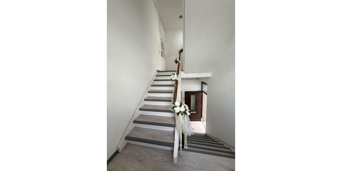 Dreifamilienhaus mit Gewerbe in Dortmund-Aplerbeck - Mehrfamilienhaus, Wohnhaus Dortmund / Aplerbeck Aplerbeck | Angebot:27351569