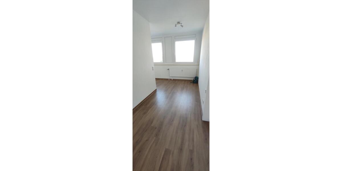 Dachgeschoßwohnung Dortmund Hombruch - 3 Zimmer, 80 m&sup2;, 824&euro; | Angebot:26222263