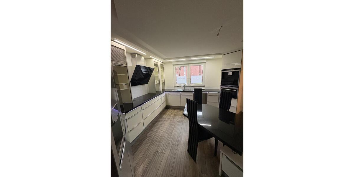 Reihenhaus Mülheim an der Ruhr Linksruhr - 4.5 Zimmer, 164 m&sup2;, 1.975&euro; | Angebot:25216500