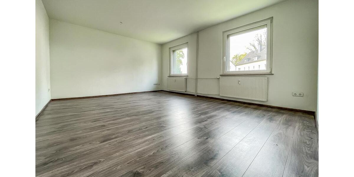 Erdgeschoßwohnung Witten Heven - 3.5 Zimmer, 81 m&sup2;, 800&euro; | Angebot:26195774