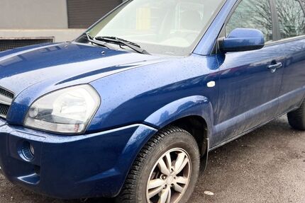 Hyundai TUCSON 115.000 km 2.450 &euro; Oberhausen 46045