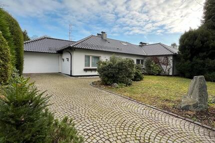 Haus Solingen Aufderhöhe - 3 Zimmer, 220 m&sup2;, 649.000&euro; | Angebot:26346649