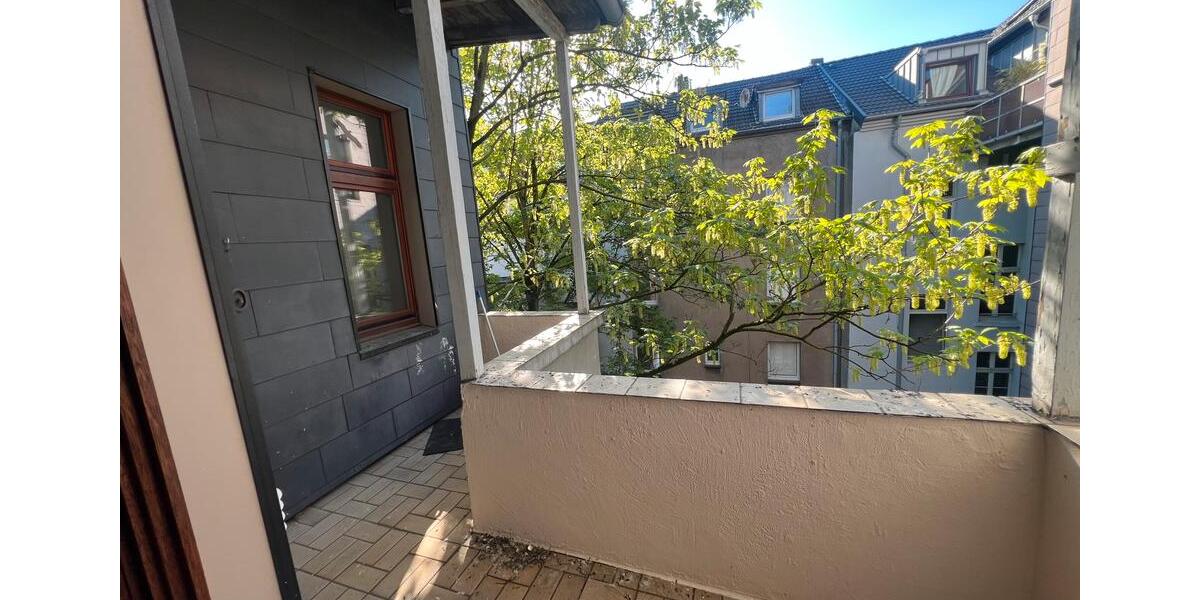 Etagenwohnung Duisburg - 4.5 Zimmer, 110 m&sup2;, 990&euro; | Angebot:26365978