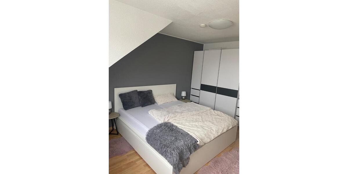 Dachgeschoßwohnung Recklinghausen Berghausen - 3 Zimmer, 60 m&sup2;, 480&euro; | Angebot:26341736