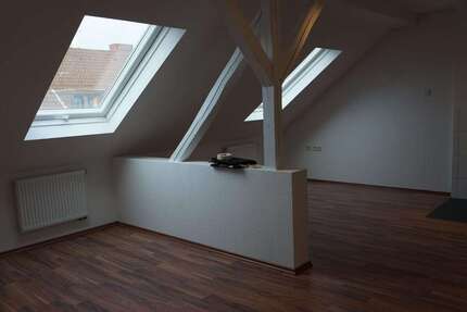 Wohnung Duisburg Duissern - 3 Zimmer, 65 m&sup2;, 700&euro; | Angebot:27087455