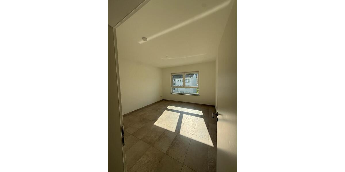 Etagenwohnung Oberhausen Alt-Oberhausen - 3 Zimmer, 105 m&sup2;, 1.050&euro; | Angebot:26212336