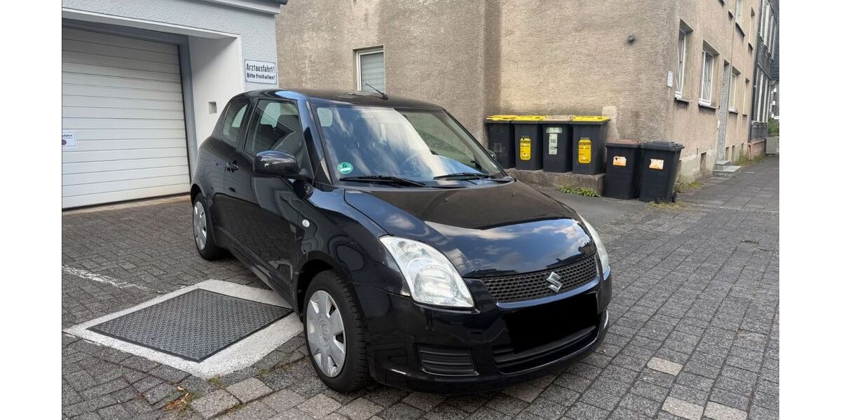 Suzuki Swift 151.000 km 2.490 &euro; Remscheid 42853