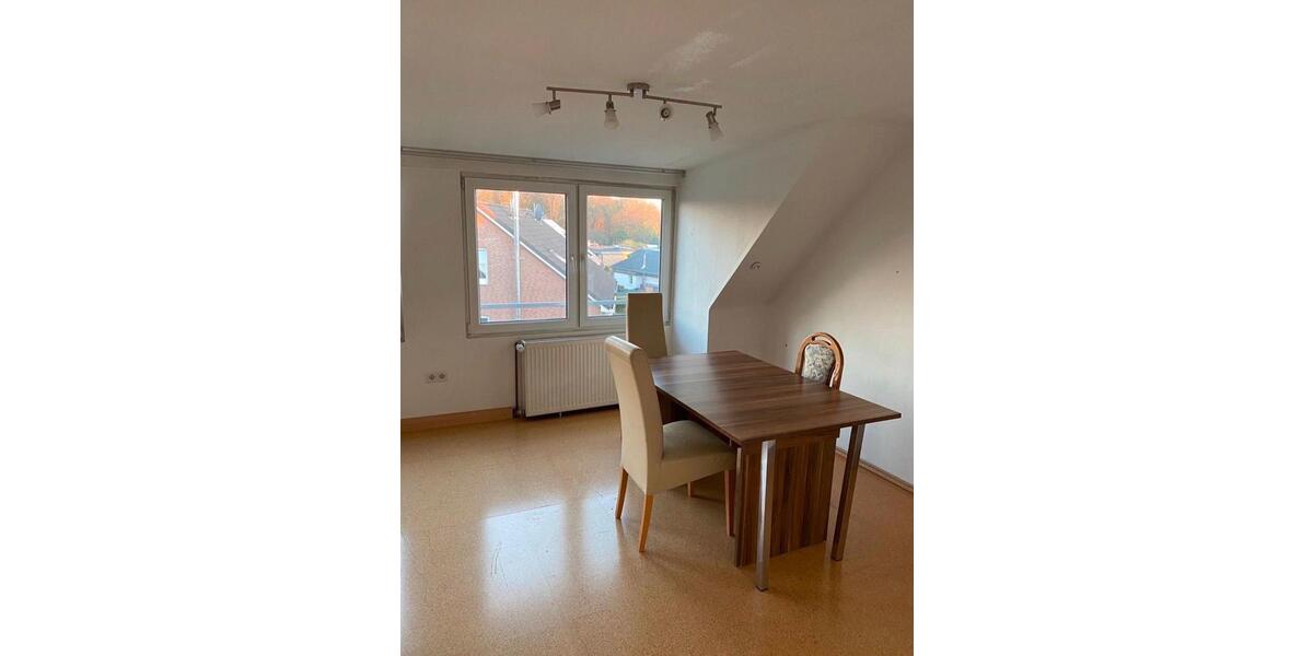 Dachgeschoßwohnung Schwerte - 2 Zimmer, 65 m&sup2;, 695&euro; | Angebot:26375141