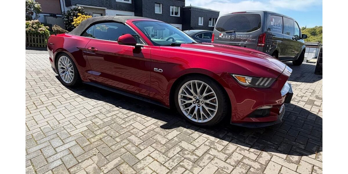 Ford Mustang 65.000 km 32.900 &euro; remscheid 42857