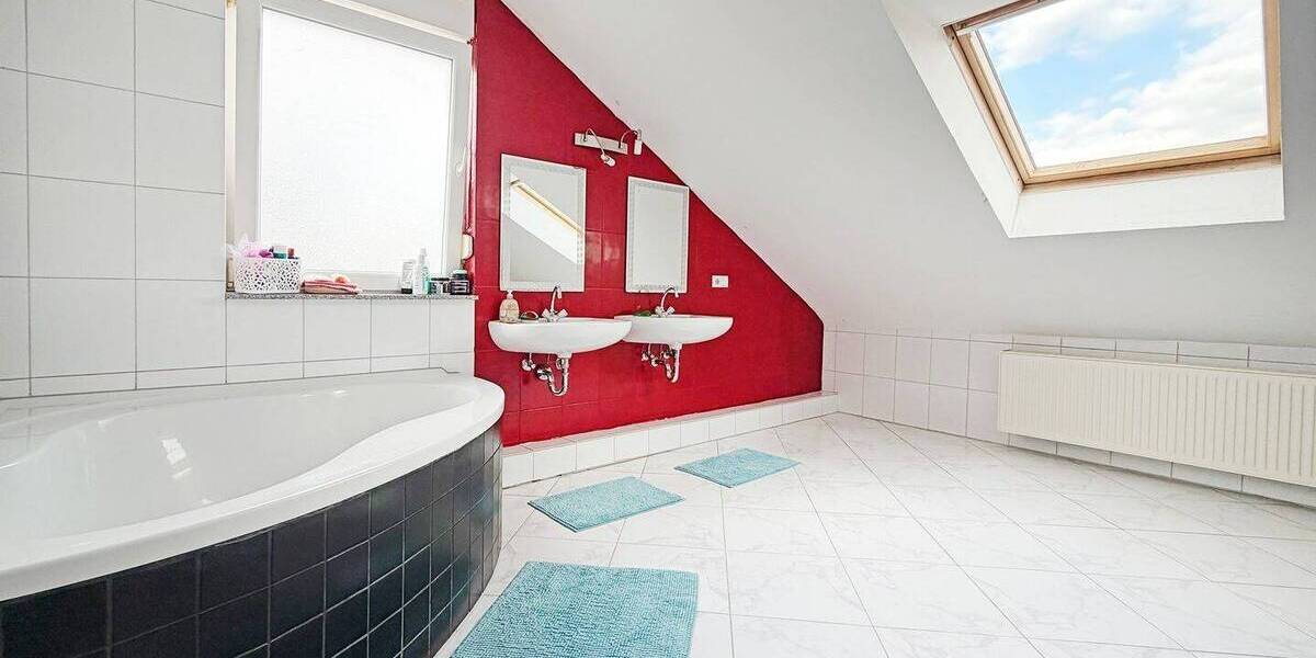 Reihenendhaus Hagen Haspe - 7 Zimmer, 143 m&sup2;, 320.000&euro; | Angebot:26309232