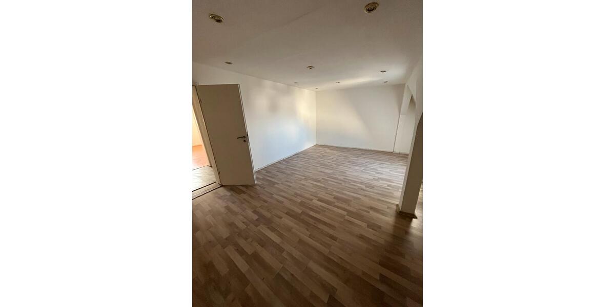 Dachgeschoßwohnung Hagen Hagen-Mitte - 3.5 Zimmer, 85 m&sup2;, 820&euro; | Angebot:26396536