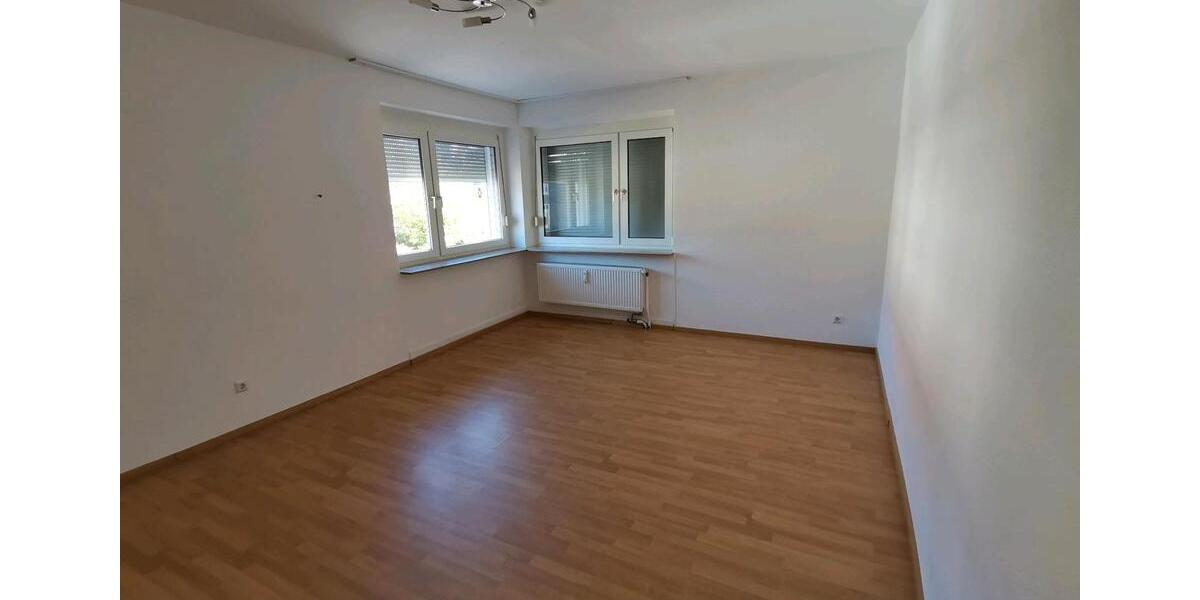 Etagenwohnung Wermelskirchen - 3 Zimmer, 80 m&sup2;, 1.070&euro; | Angebot:26381653
