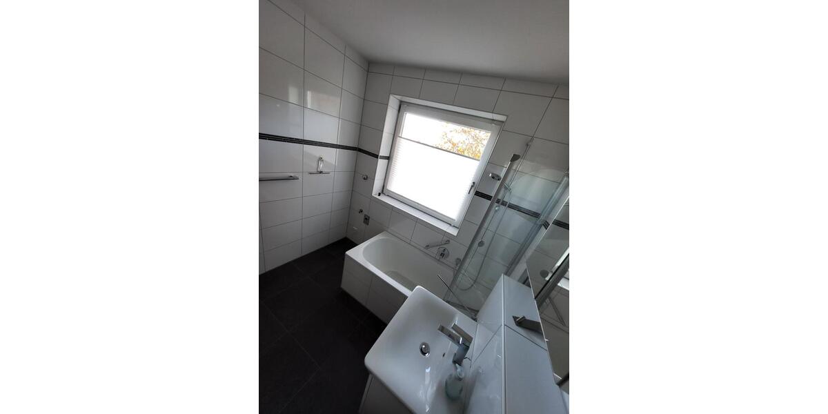 Etagenwohnung Essen Stadtbezirk VII - 3.5 Zimmer, 76 m&sup2;, 197.400&euro; | Angebot:23826802