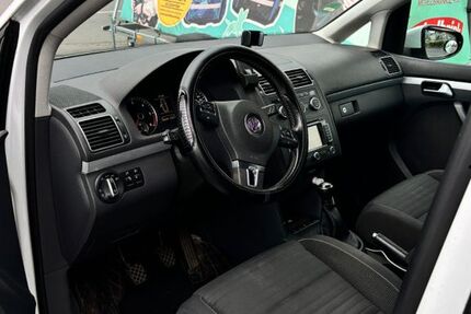 VW Touran 212.000 km 8.900 &euro; Bochum 44801