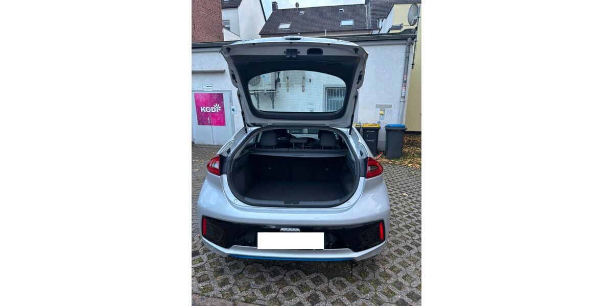 Hyundai IONIQ 59.200 km 15.400 &euro; Solingen 42697