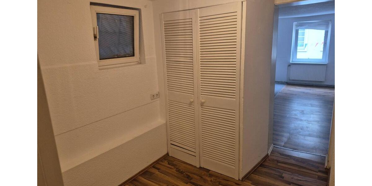Etagenwohnung Hattingen - 3 Zimmer, 65 m&sup2;, 370&euro; | Angebot:26267433