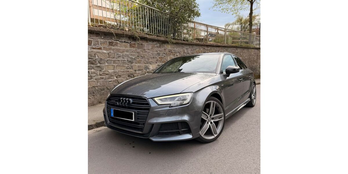 Audi A3 132.500 km 18.900 &euro; Solingen 42659