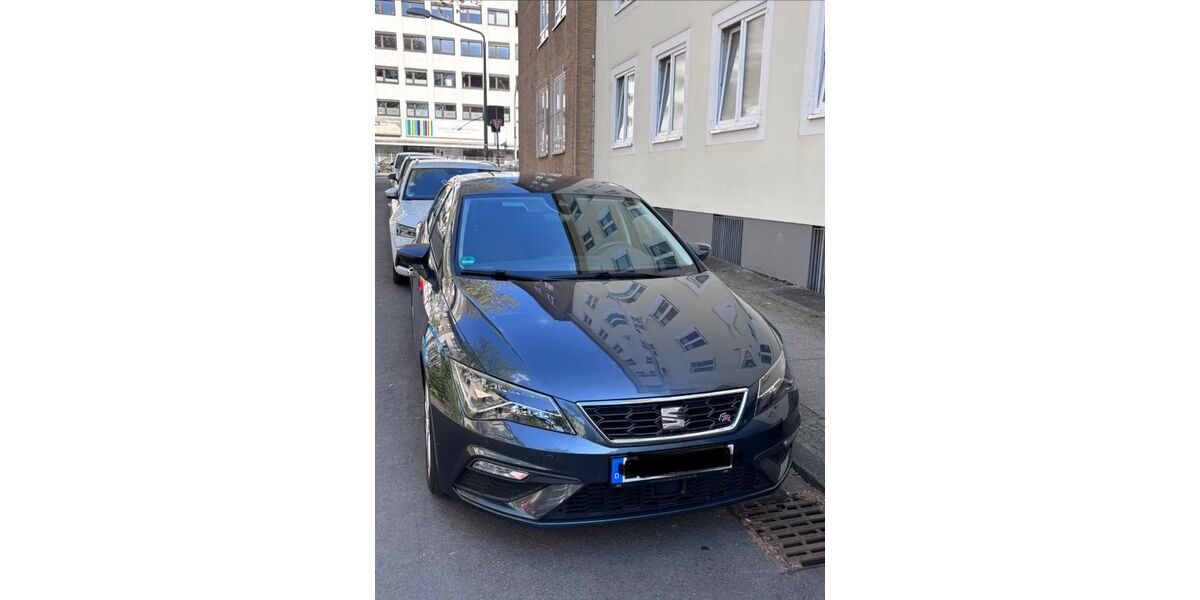 Seat Leon 54.000 km 16.900 &euro; Essen 45130