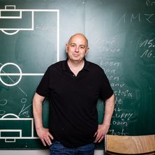 Frank Goosen - Heimat, Fußball, Rockmusik 15.10.2026 Fritz-Henßler-Haus