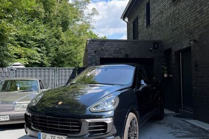 Porsche Cayenne 154.000 km 36.800 &euro; Gelsenkirchen 45896