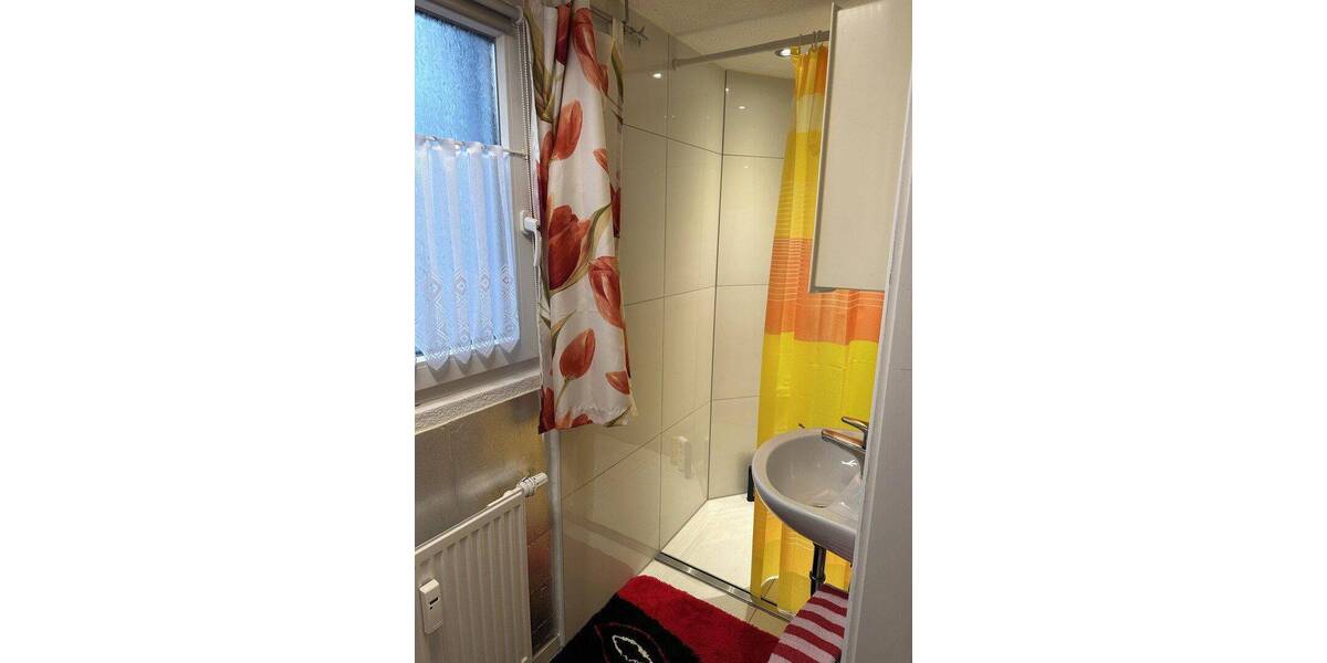 Etagenwohnung Hagen Hohenlimburg - 4 Zimmer, 124 m&sup2;, 930&euro; | Angebot:26777105