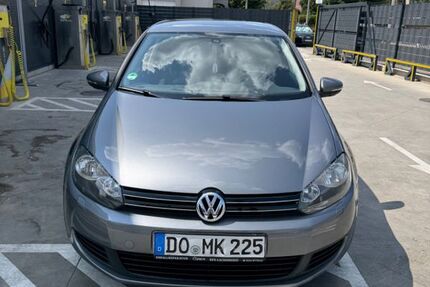 VW Golf 103.000 km 5.300 &euro; Dortmund 44143