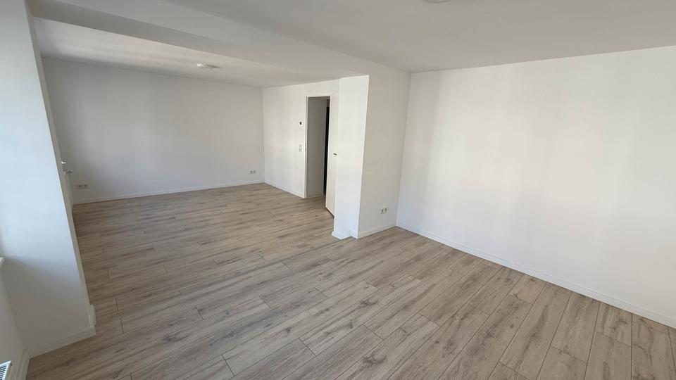 Etagenwohnung Remscheid Gemarkung Bergisch Born - 4 Zimmer, 130 m&sup2;, 1.097&euro; | Angebot:26220408