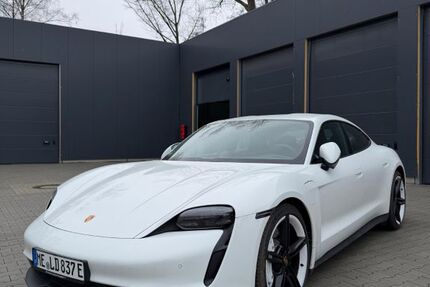 Porsche Taycan 30.991 km 59.000 &euro; Erkrath 40699