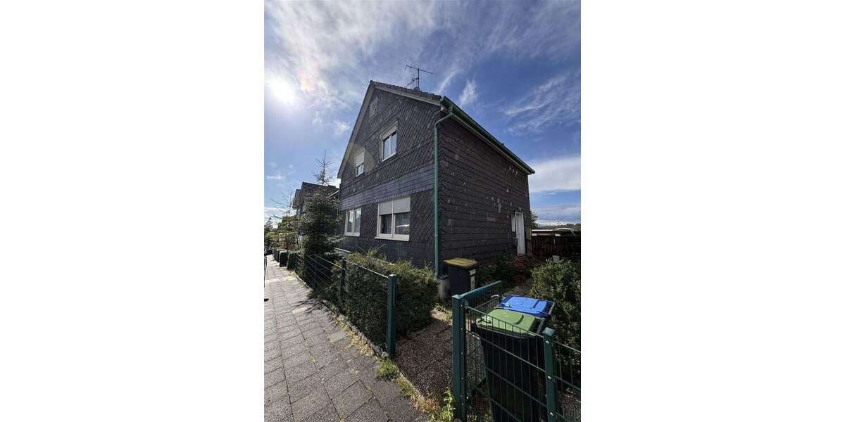 Einfamilienhaus Remscheid Reinshagen - 6 Zimmer, 200 m&sup2;, 380.000&euro; | Angebot:27307970