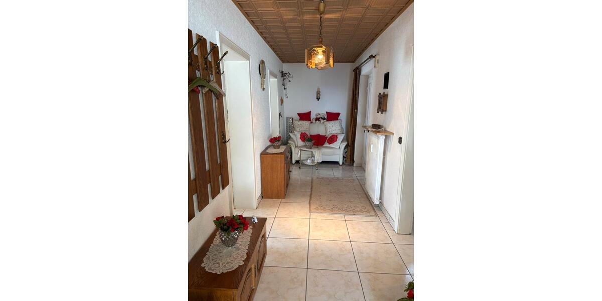 Etagenwohnung Wuppertal Gemarkung Nächstebreck - 3 Zimmer, 7 m&sup2;, 145.000&euro; | Angebot:25940693