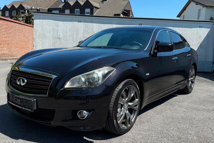INFINITI M30 287.000 km 4.850 &euro; Herne 44653