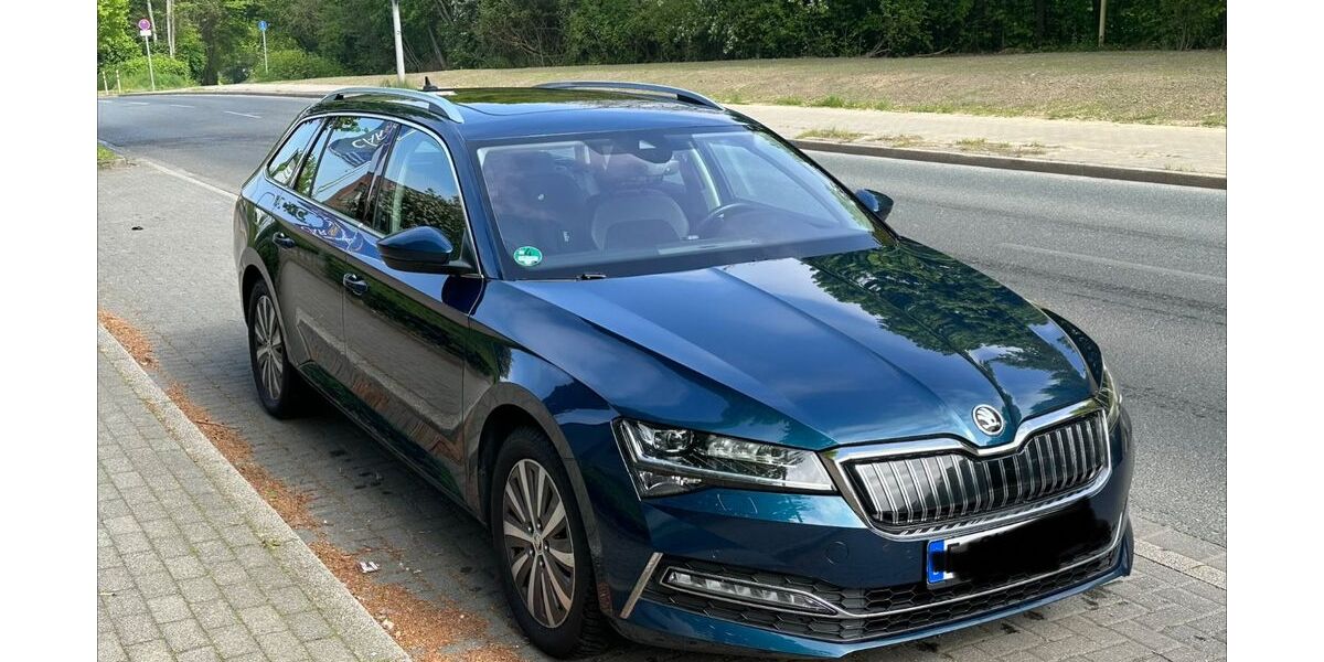 Skoda Superb 52.000 km 20.799 &euro; Essen 45147