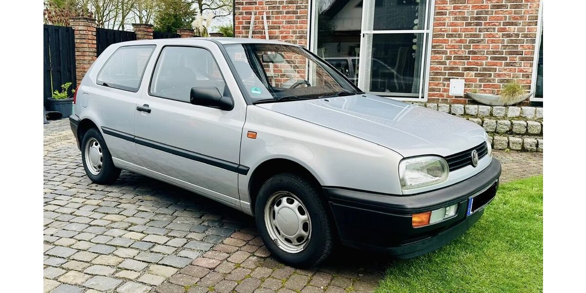 VW Golf 68.440 km 2.999 &euro; Marl 45770