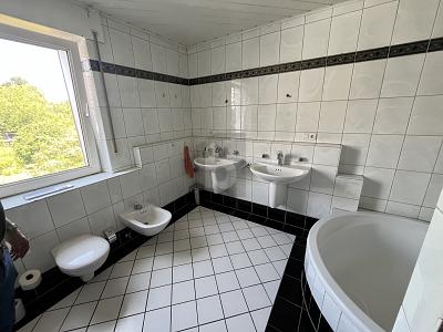 TRAUM FÜR 2 GENERATIONEN - Zweifamilienhaus Bottrop Feldhausen | Angebot:26940053