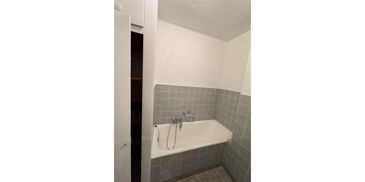 Etagenwohnung Recklinghausen - 1 Zimmer, 64 m&sup2;, 700&euro; | Angebot:26131950