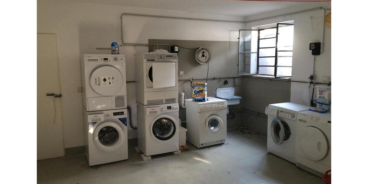 Dachgeschoßwohnung Remscheid Lüttringhausen - 3 Zimmer, 75 m&sup2;, 700&euro; | Angebot:26326965