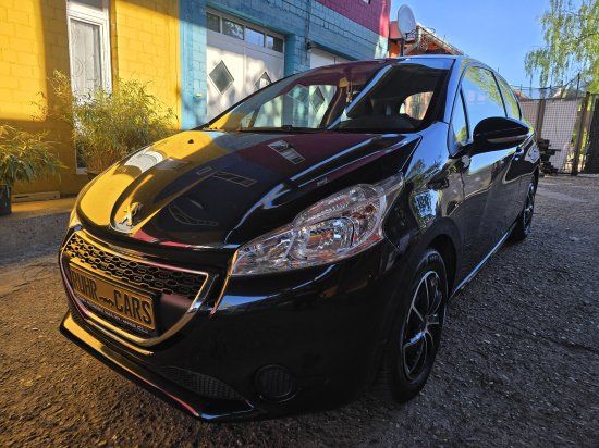 Peugeot 208 150.000 km 4.450 &euro; Dortmund 44263
