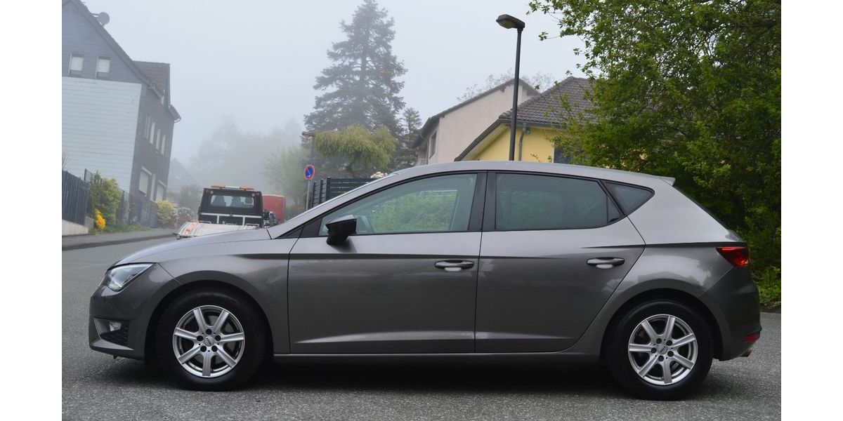 Seat Leon 65.000 km 13.999 &euro; Wuppertal 42279