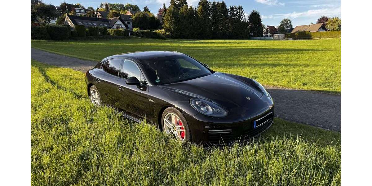 Porsche Panamera 119.350 km 44.950 &euro; Dortmund 44227