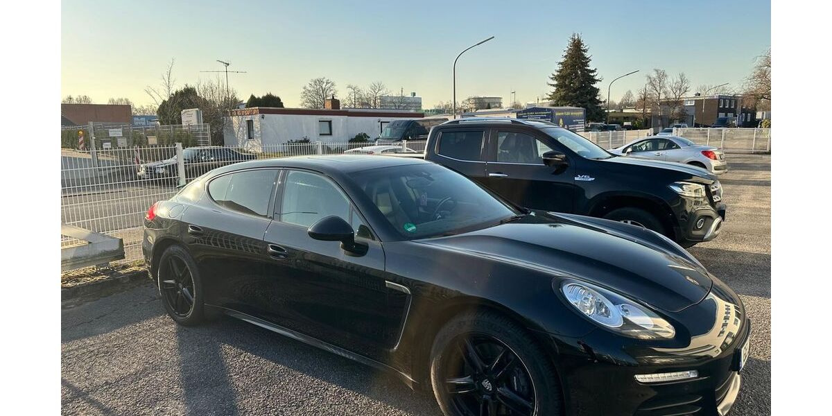 Porsche Panamera 163.364 km 26.999 &euro; Gelsenkirchen 45891