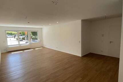 Wohnung Recklinghausen - 2 Zimmer, 81 m&sup2;, 1.011&euro; | Angebot:27275360