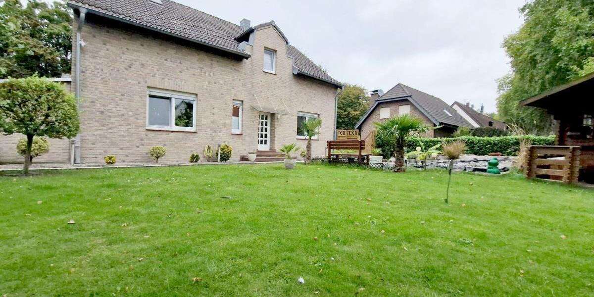 Einfamilienhaus Oberhausen Biefang - 7 Zimmer, 176 m&sup2;, 595.000&euro; | Angebot:25571005