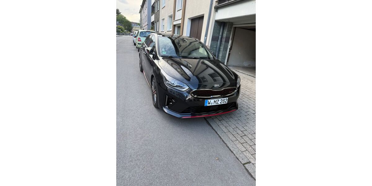 Kia pro ceed / ProCeed 92.000 km 19.999 &euro; Wuppertal 42283